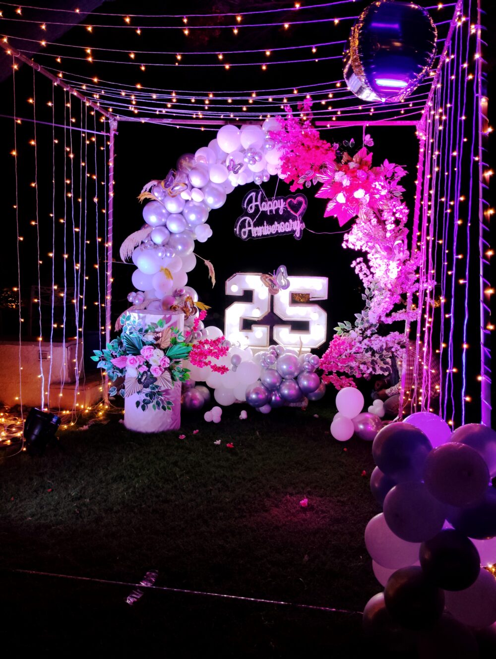 Silver Radiance 25th Anniversary Balloon Decor
